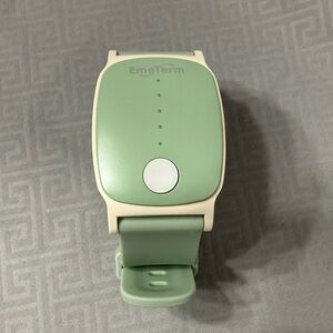 EmeTerm Explore Morning & Motion Sickness Anti Nausea Wearable Wristband Green